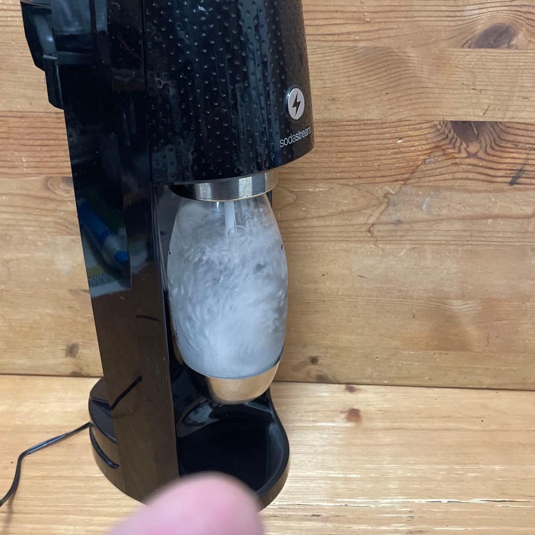 SodaStream スピリットワンタッチ 未使用ボトルガスシリンダー2本付き