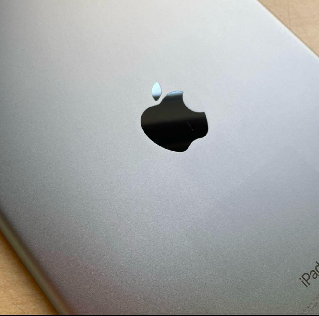 iPad 第6世代　A1893　Wi-Fi　スペースグレイ32GB 美品