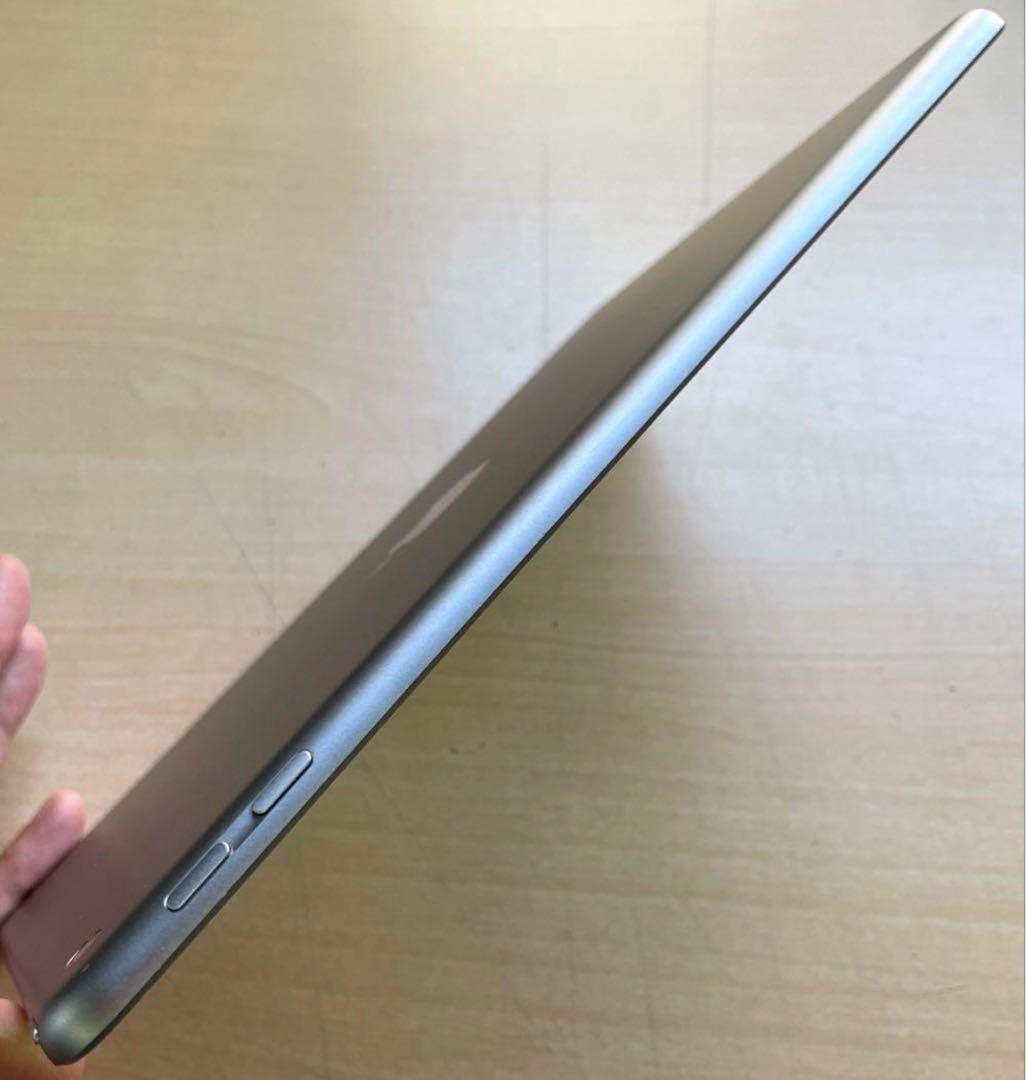 iPad 第6世代　A1893　Wi-Fi　スペースグレイ32GB 美品