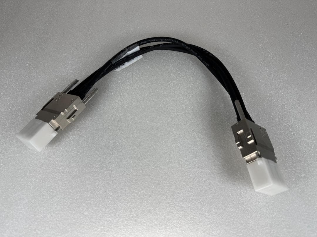 【新品 送料無料】Cisco スタッキングケーブル STACK-T1-50CM②