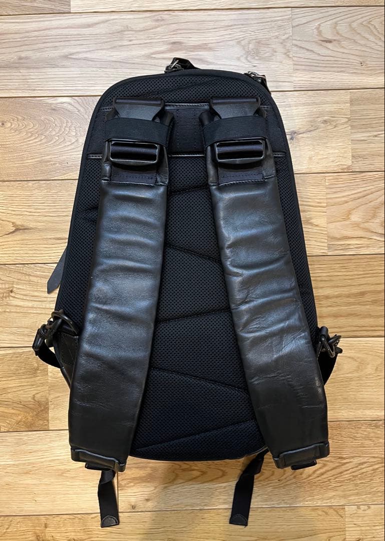 【正月値下げKATUYUKI KODMA 】レザーバックパック