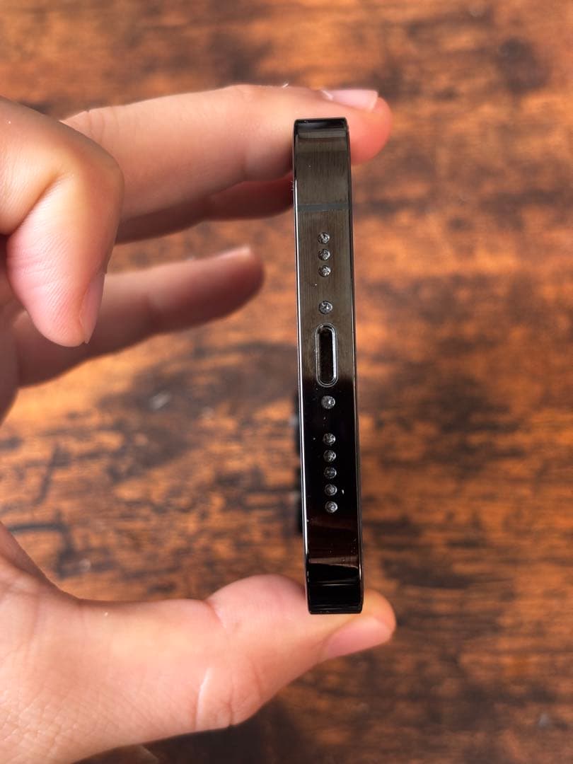 Apple iPhone 14 Pro スペースグレー　128G