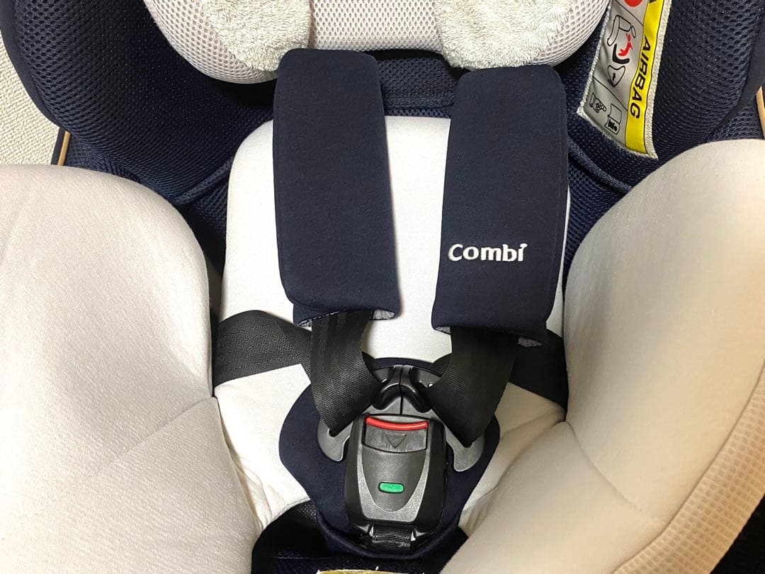 コンビ クルムーヴ スマート ISOFIX エッグショック チャイルドシート 紺