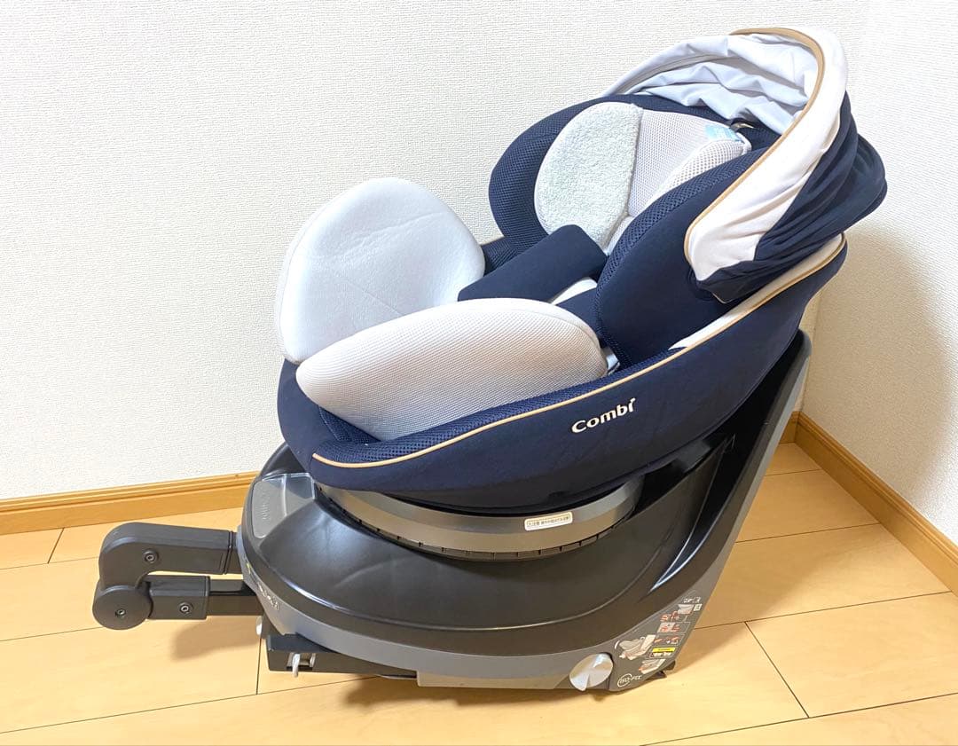 コンビ クルムーヴ スマート ISOFIX エッグショック チャイルドシート 紺