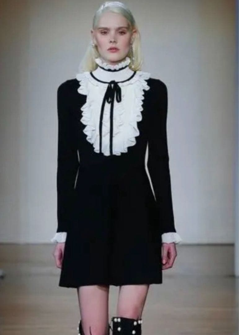 blugirl ブルマリン ブルーガール フリルニットワンピース　黒　40