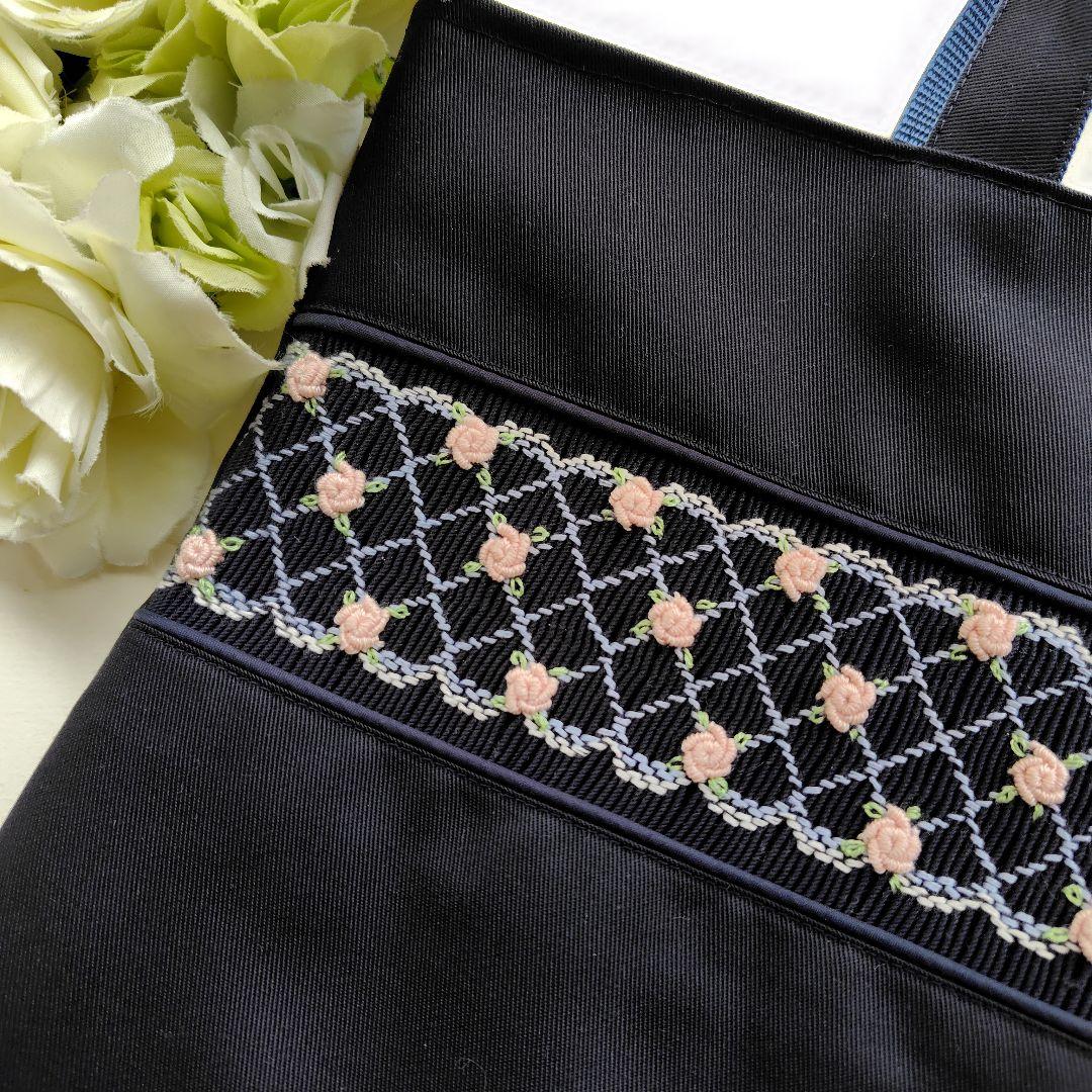 説明会に　濃紺×濃紺　スクエアのサブバッグ