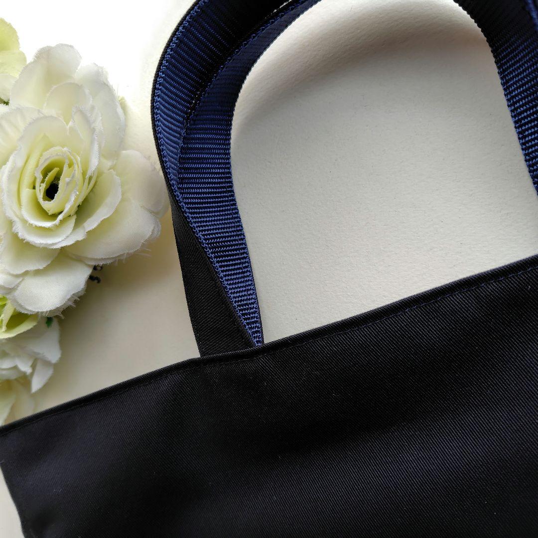 説明会に　濃紺×濃紺　スクエアのサブバッグ