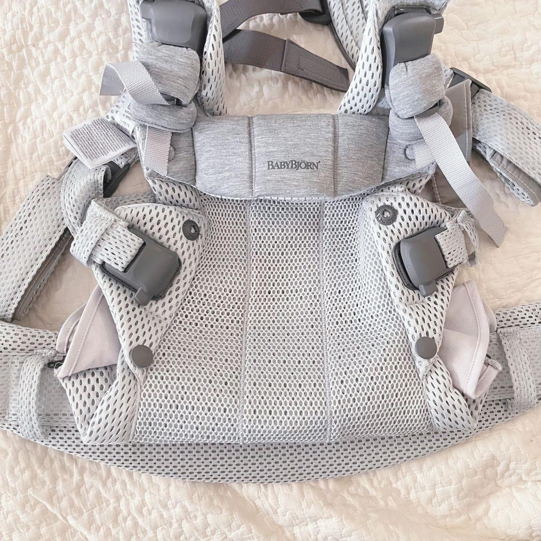 ベビービョルン　ハーモニー　グレー