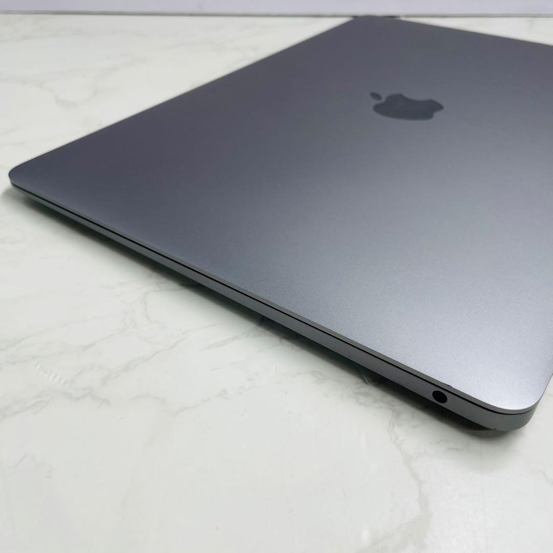 MacBook Air 2020 13インチ M1 8GB 256GB
