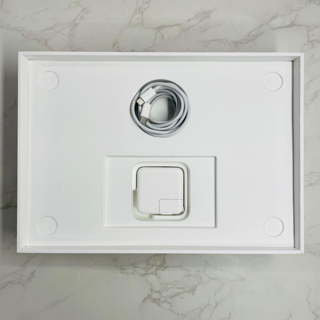 MacBook Air 2020 13インチ M1 8GB 256GB