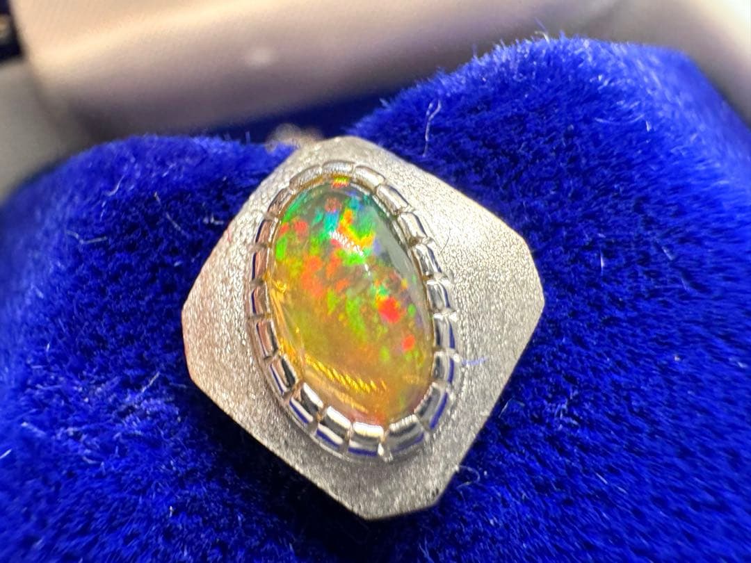 【美品★高級★希少】ファイヤーオパール　ネクタイピン　Pt900