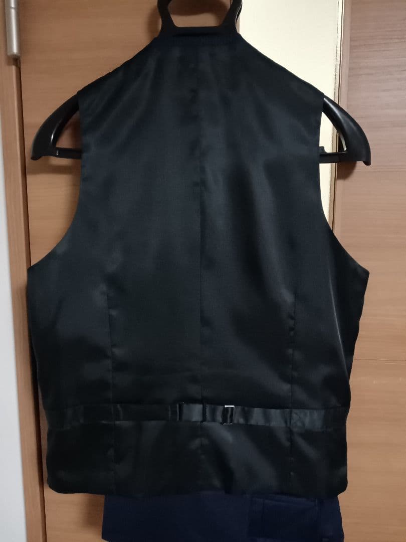 美品　3ピーススーツ　ネイビー