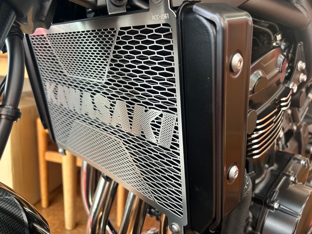 カワサキ Z900RS 純正オプション ラジエーターガード