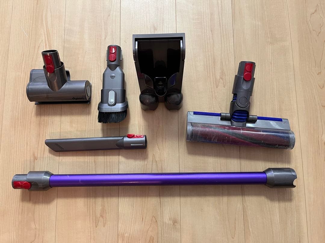 Dyson スティッククリーナー 本体＋付属品＋スタンド