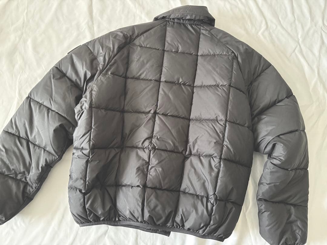   ダウンジャケット jungkook着用モデル