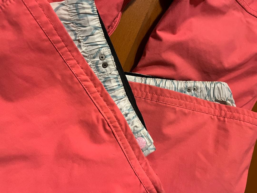 裏田⭐︎kissmark ヒョウ柄ジャケット S、ROXY ピンクパンツ M