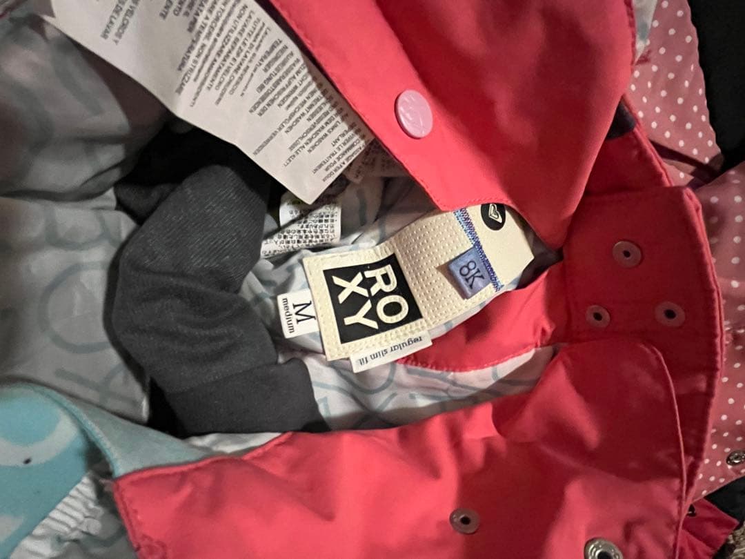 裏田⭐︎kissmark ヒョウ柄ジャケット S、ROXY ピンクパンツ M