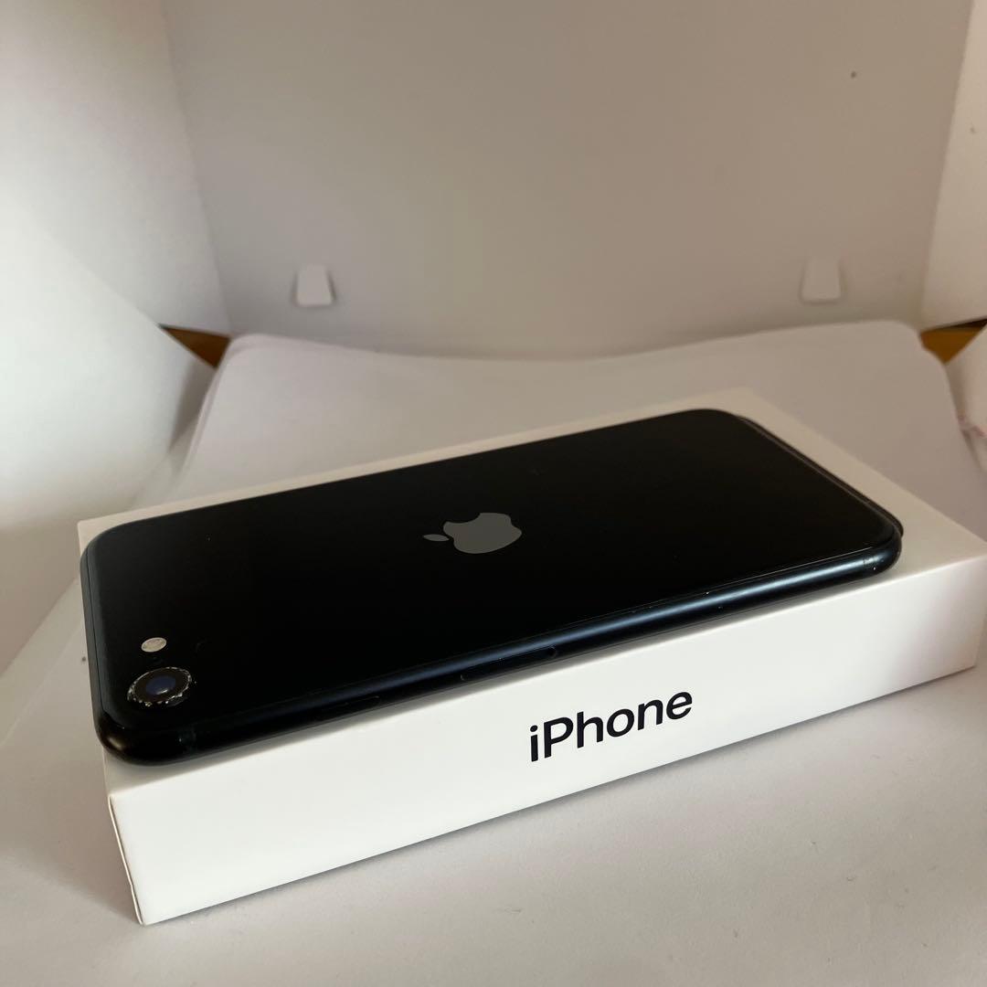 【美品】iPhone SE3 64GB SIMフリー 【即発送】 【付属品】