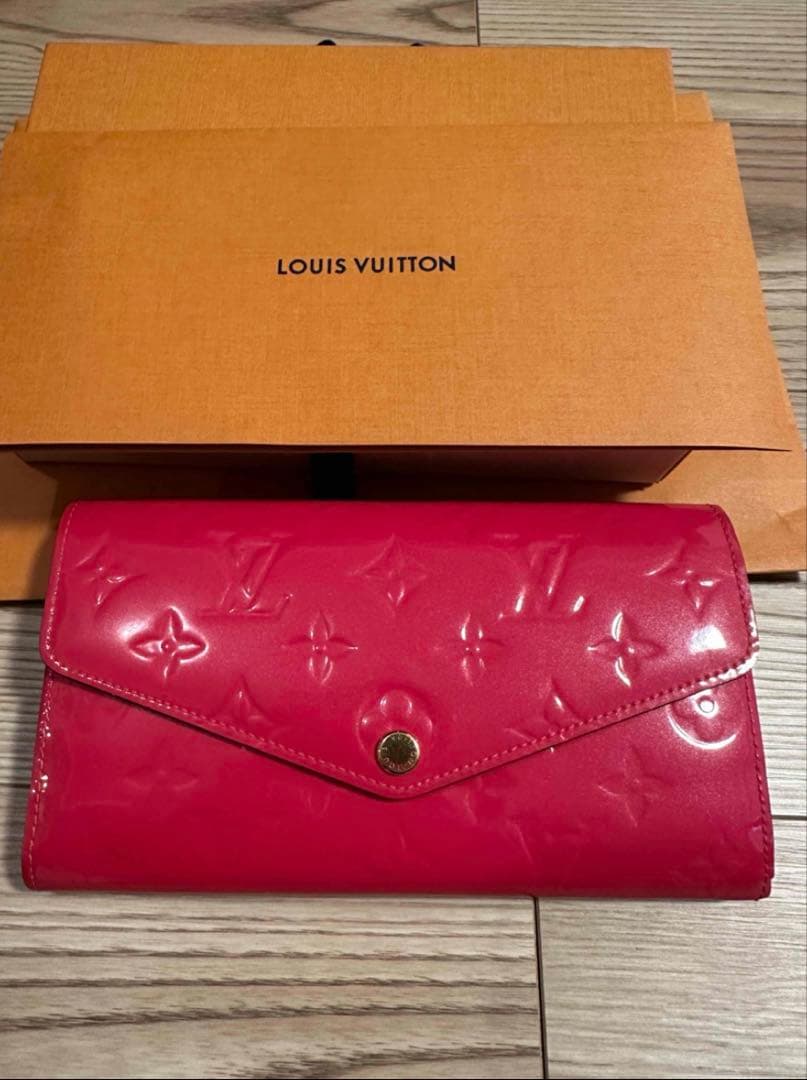 LOUIS VUITTON ヴェルニ　ピンク 長財布