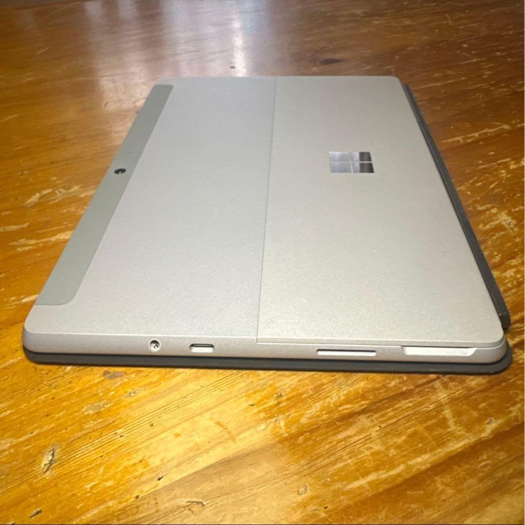 【極美品】Surface Go 2 128GB (1926）充電器付・初期化済