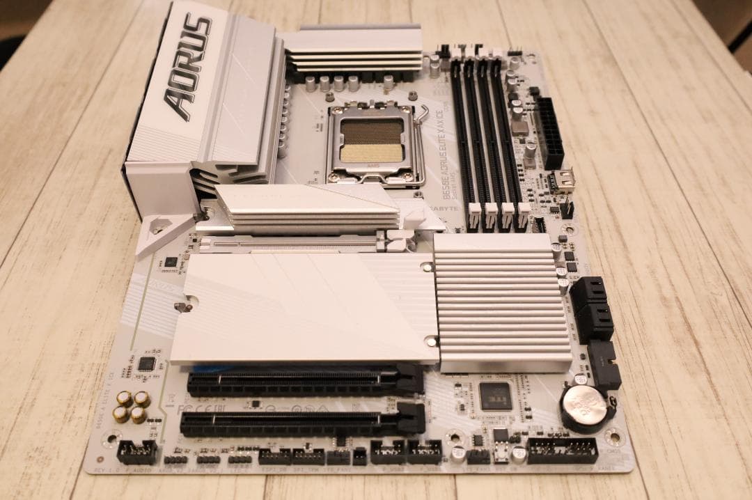 【ジャンク】B650E AORUS ELITE AX ICE マザーボード