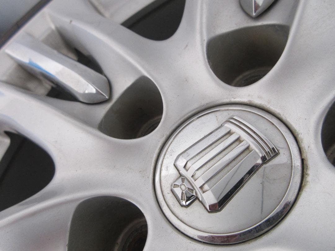 レクサス　GS　GS450h　純正　ホイール　１８インチ　４本　タイヤ付き