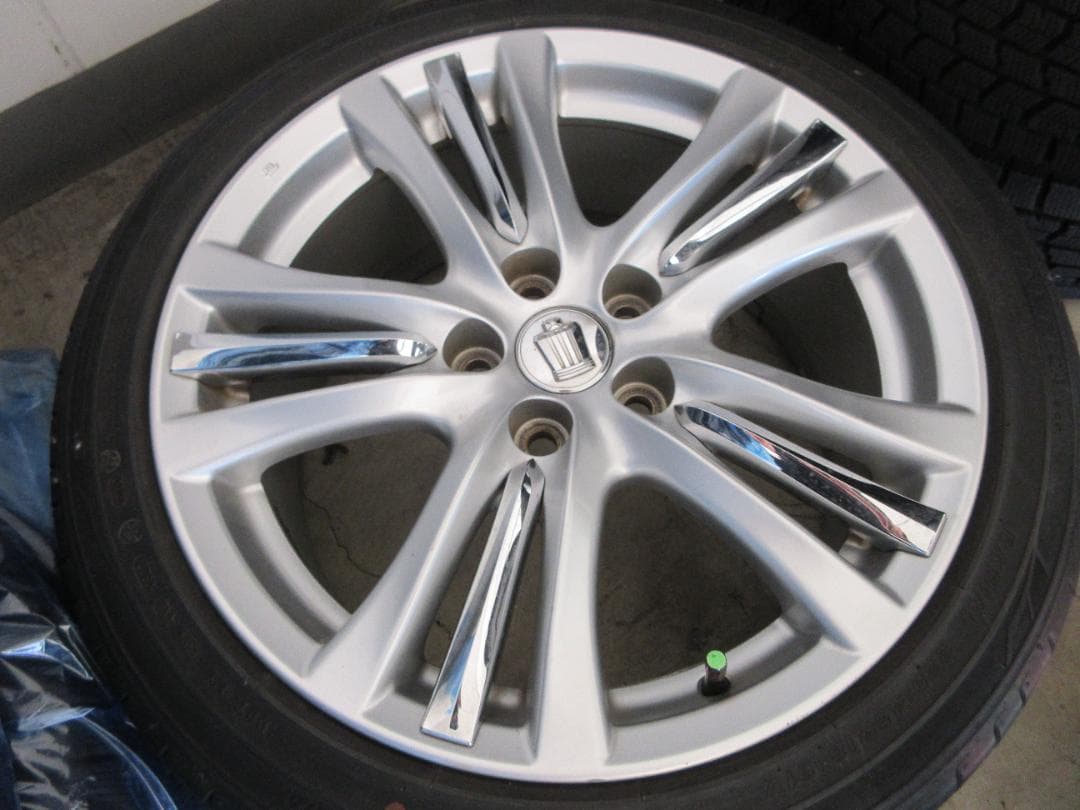 レクサス　GS　GS450h　純正　ホイール　１８インチ　４本　タイヤ付き