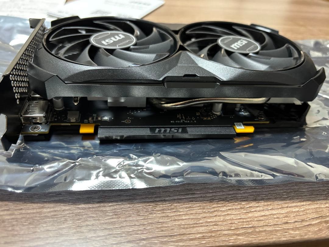 グラフィックボード・グラボ・ビデオカード MSI GEFORCE RTX 4060 VENTUS 2X BLACK 8G