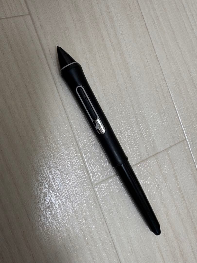 Wacom cintiq 22 fhd 液晶ペンタブレット 液タブ