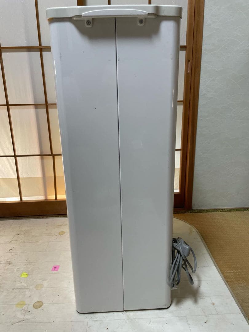 スライド扉タイプ冷凍ストッカー　SCR-CDS66