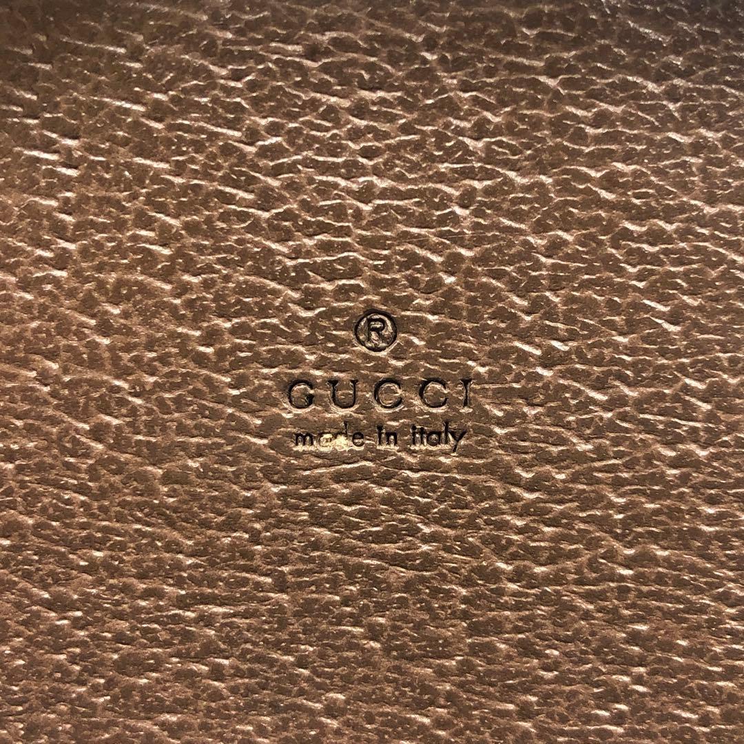 DBA01-20 グッチ ラウンドファスナー AirPods Pro ケース