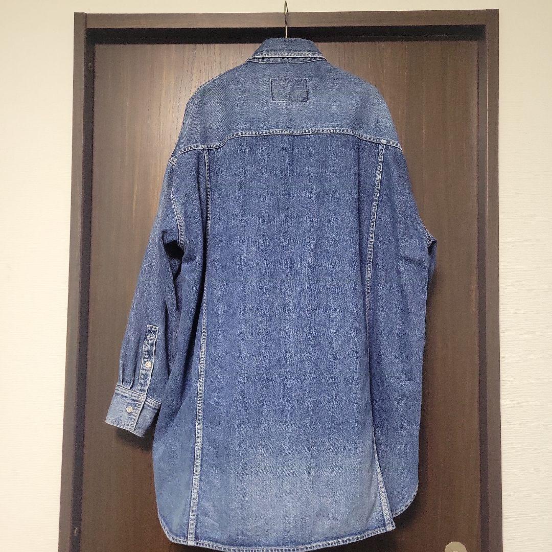 ウィムガゼット　【インフルエンサーコラボ】刺繍デニムシャツ