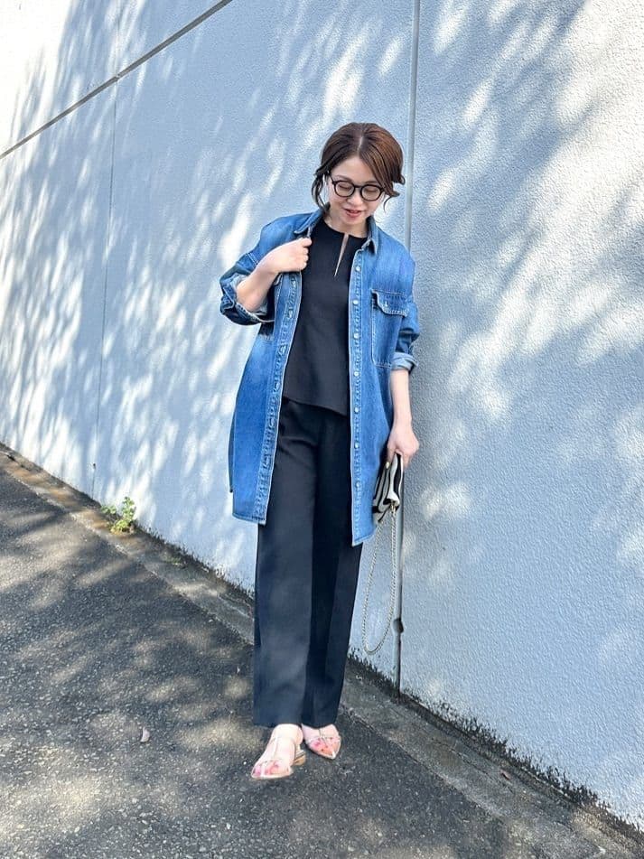 ウィムガゼット　【インフルエンサーコラボ】刺繍デニムシャツ