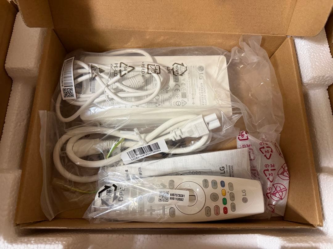 LG HU70LS ホワイトプロジェクター 本体