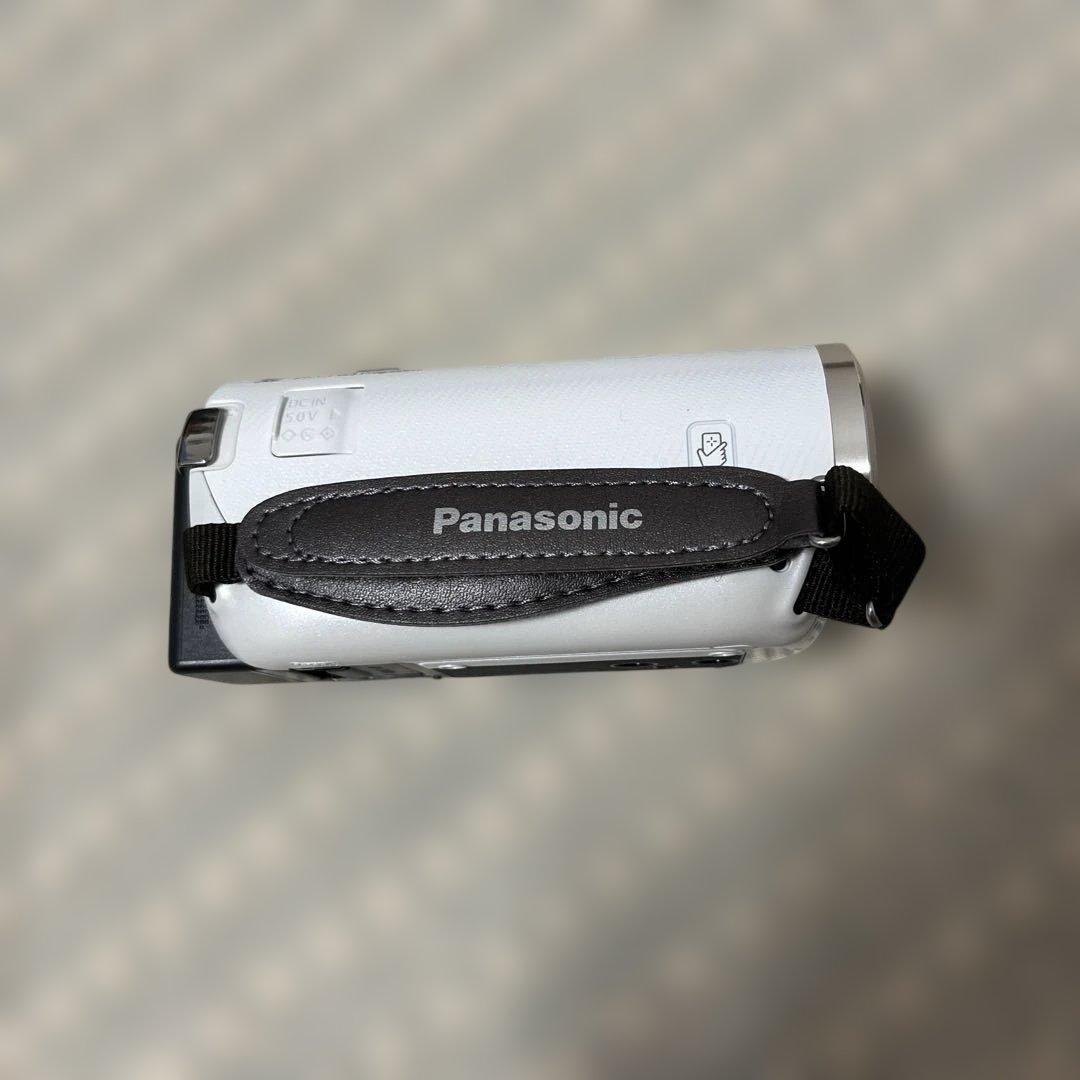 美品❗️panasonic パナソニック HC-V520M ビデオカメラ 白