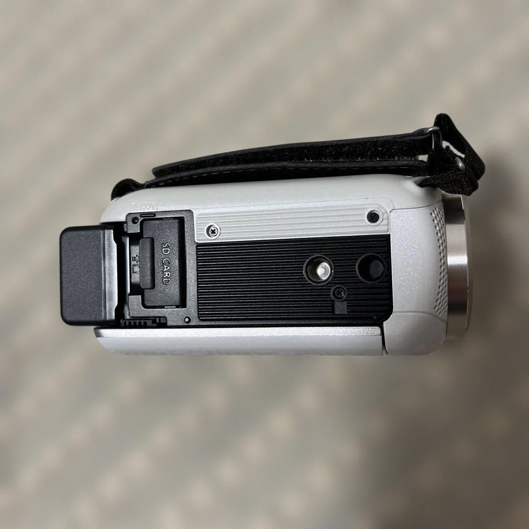 美品❗️panasonic パナソニック HC-V520M ビデオカメラ 白