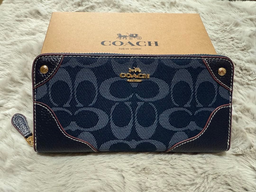 COACH ネイビー 長財布