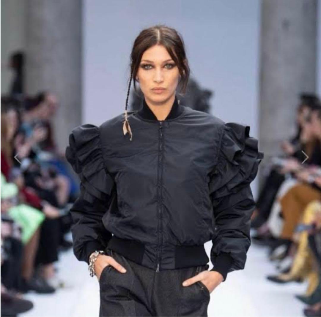 maxmara 2020AW ランウェイ　タキマキ愛用フリルジャケット