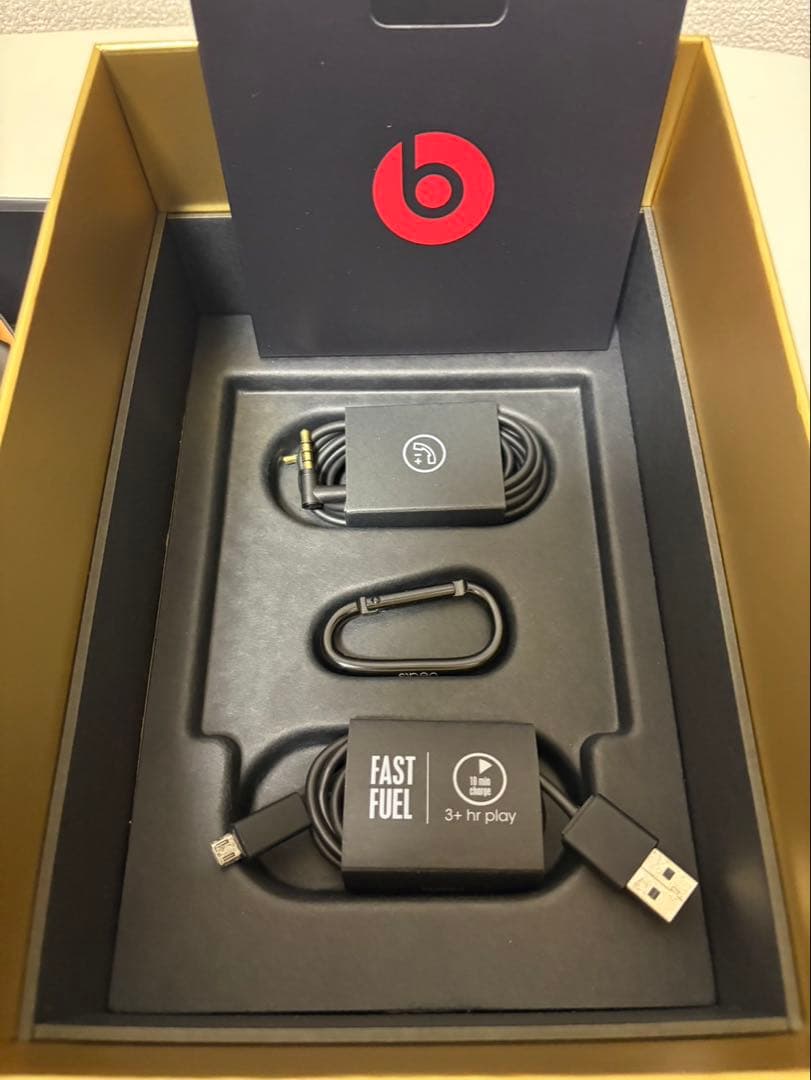 Beats Studio3 Wireless ブラック/ゴールド