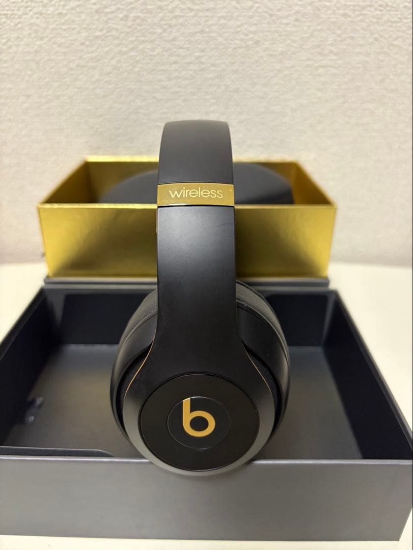 Beats Studio3 Wireless ブラック/ゴールド