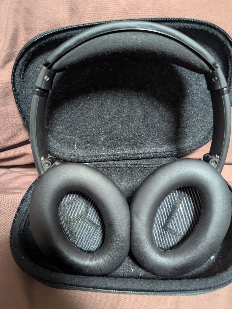 BOSE LIMITED EDITION ヘッドホン QC35II ケース付き