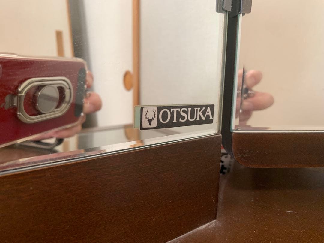 三面鏡ドレッサー