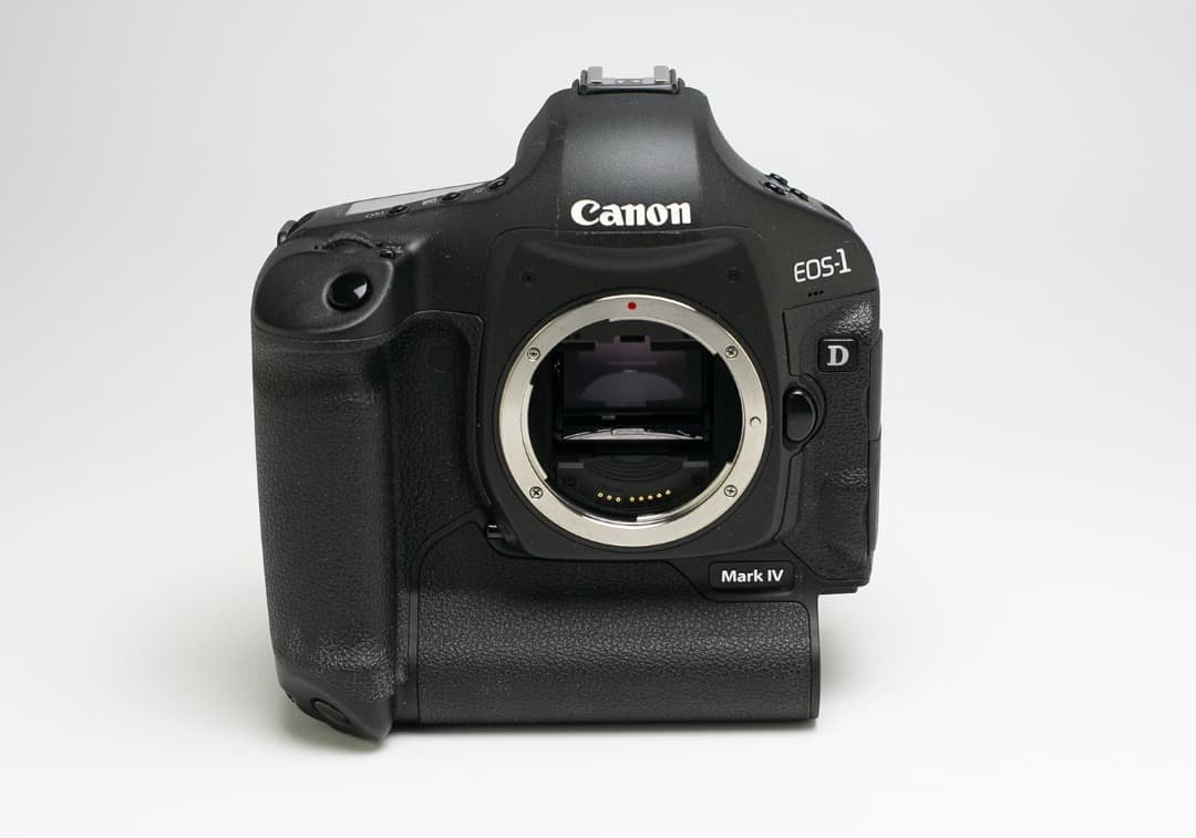 Canon EOS-1D Mark IV ボディ 中古 バッテリー付（作例あり）