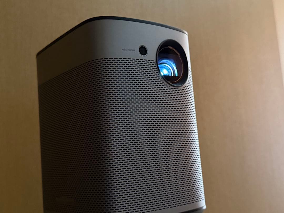 XGIMI HALO モバイルプロジェクター