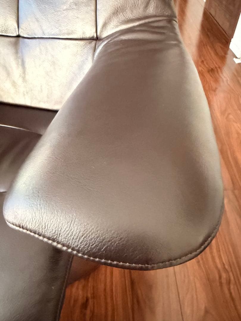 極美品　カリモク　ザ・ファーストMサイズ　本革（リーベル）