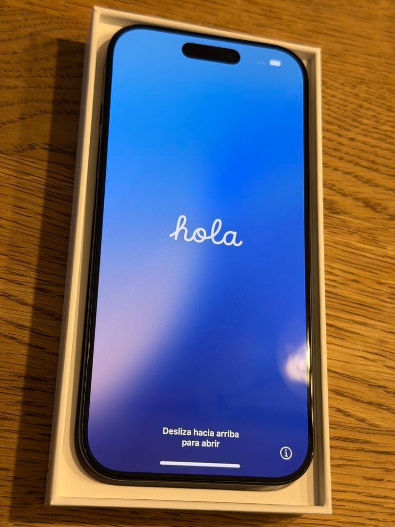 iPhone 16 Pro 256GBブラックチタニウム