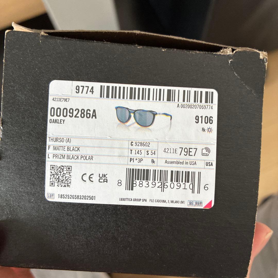 OAKLEY Thurso偏光　定価45870円