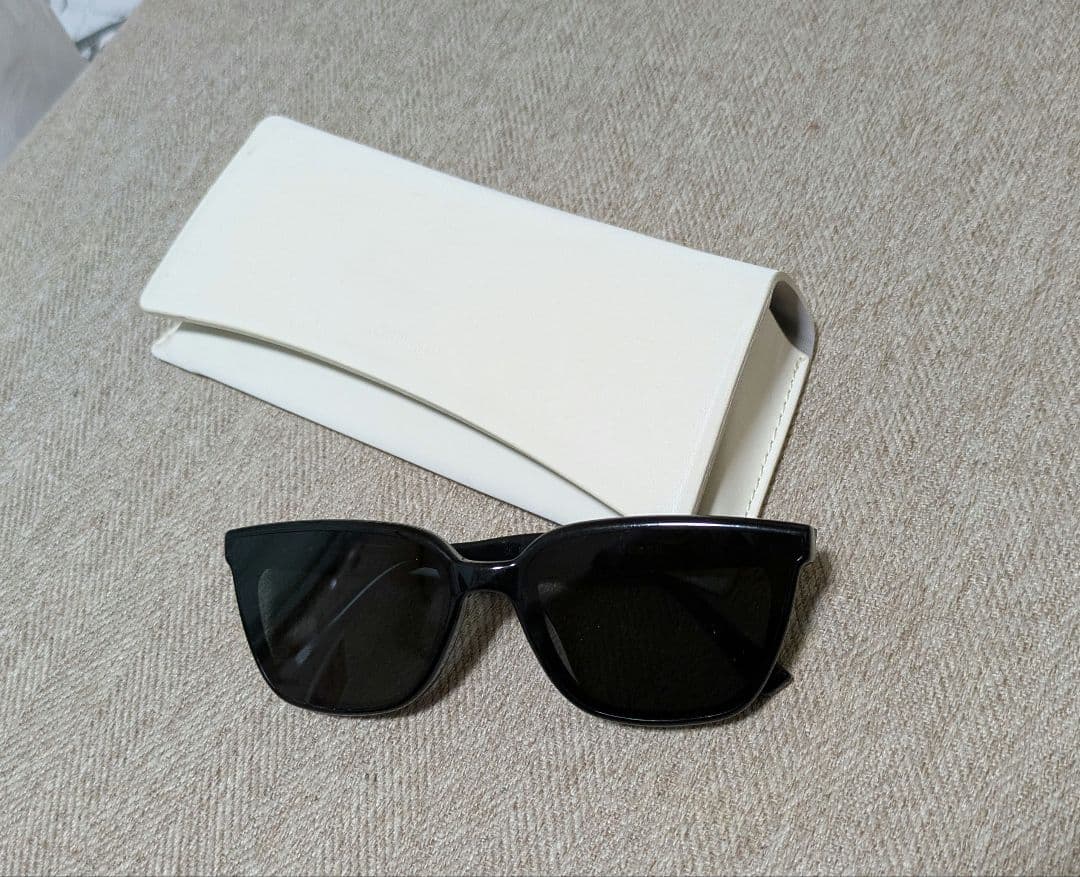 GENTLE MONSTER　mondo