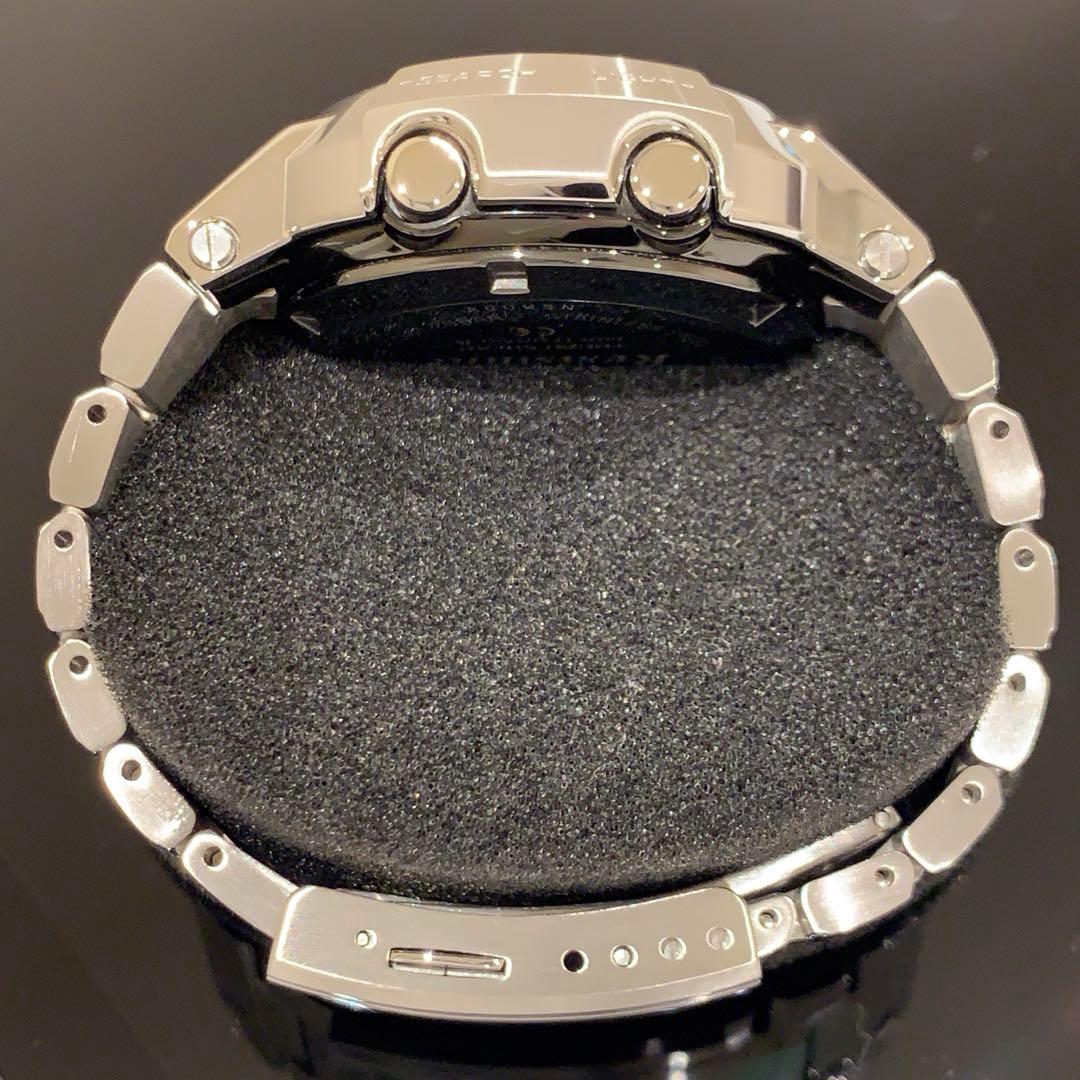 カシオ G-SHOCK AWM-500D-1A8JF フルメタル 美品