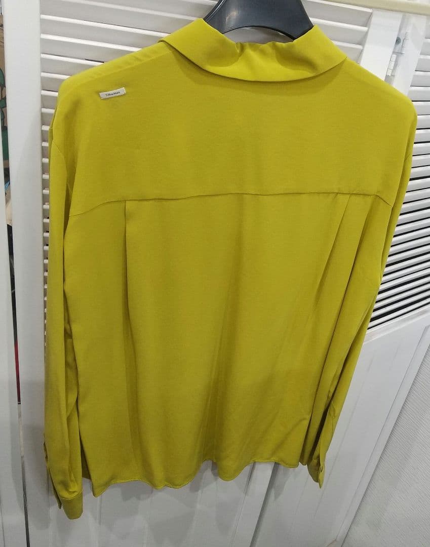 bwo3匹様‼️未着・極美品エス マックスマーラ シルクシャツ マスタードカラー